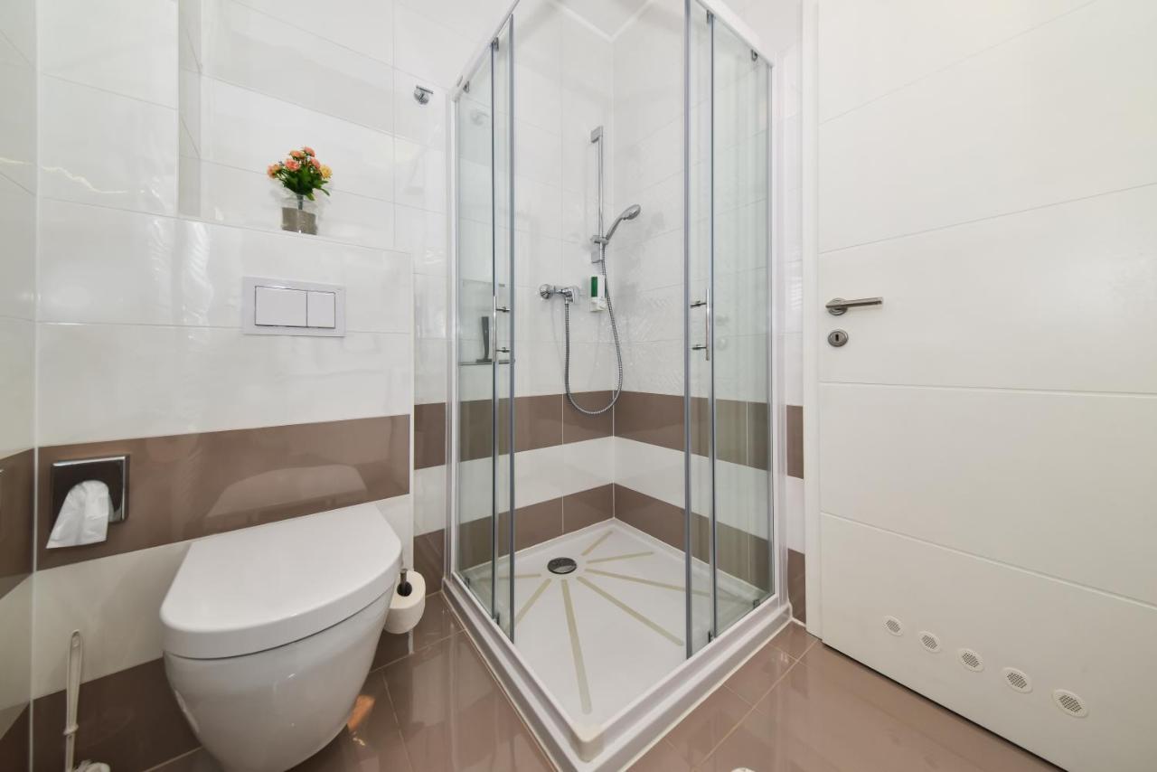 Mm Luxury Apartments Diamond & Silver 扎达尔 外观 照片