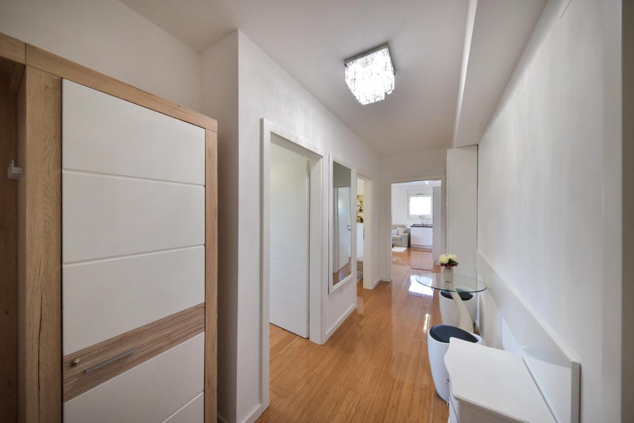 Mm Luxury Apartments Diamond & Silver 扎达尔 外观 照片