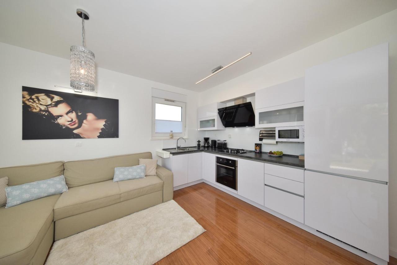 Mm Luxury Apartments Diamond & Silver 扎达尔 外观 照片