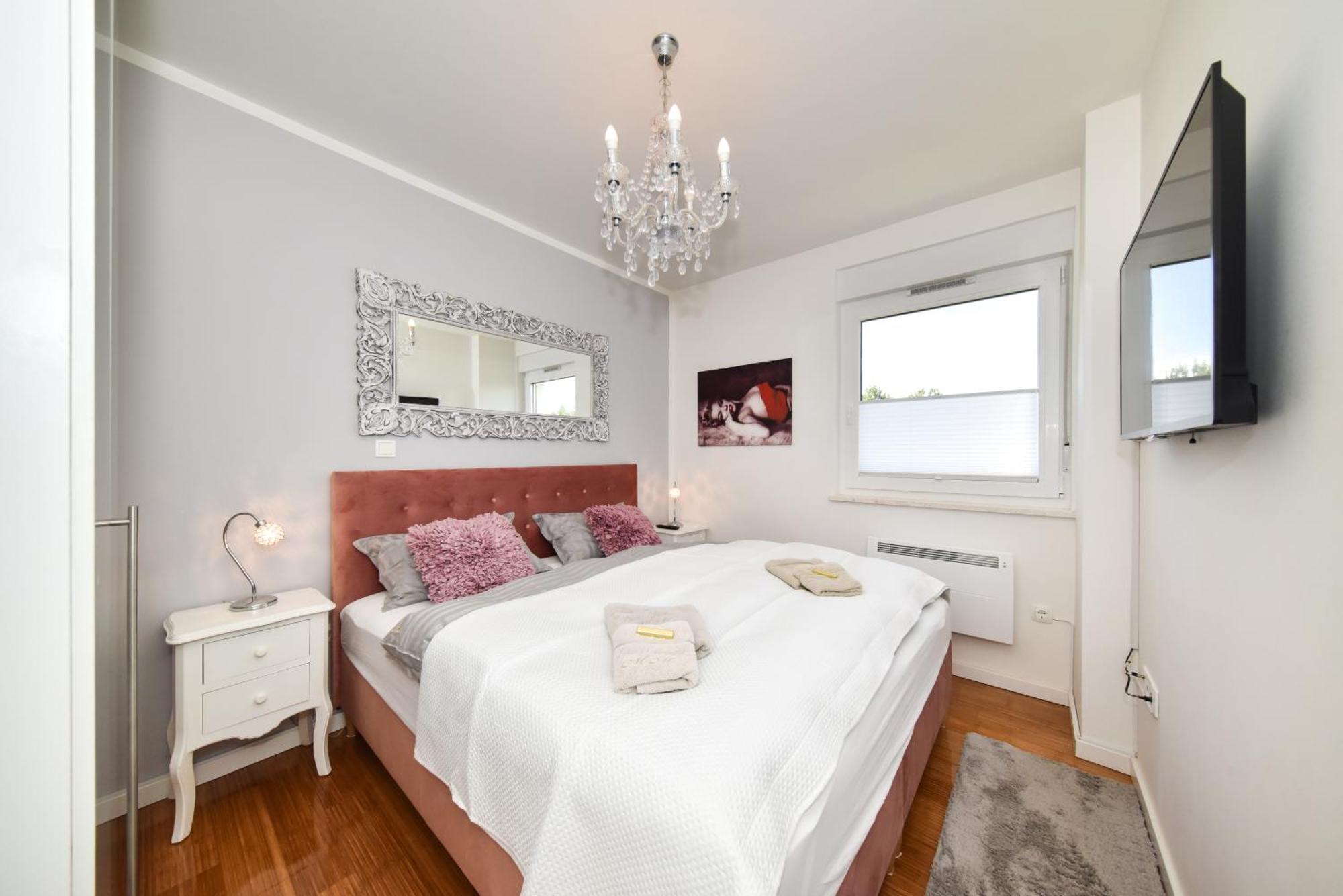 Mm Luxury Apartments Diamond & Silver 扎达尔 外观 照片